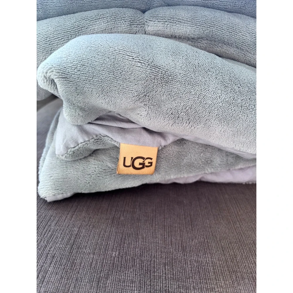UGG Avery Comforter, Twin, Plush Reversible Fleece UGG Bedding Blanket College